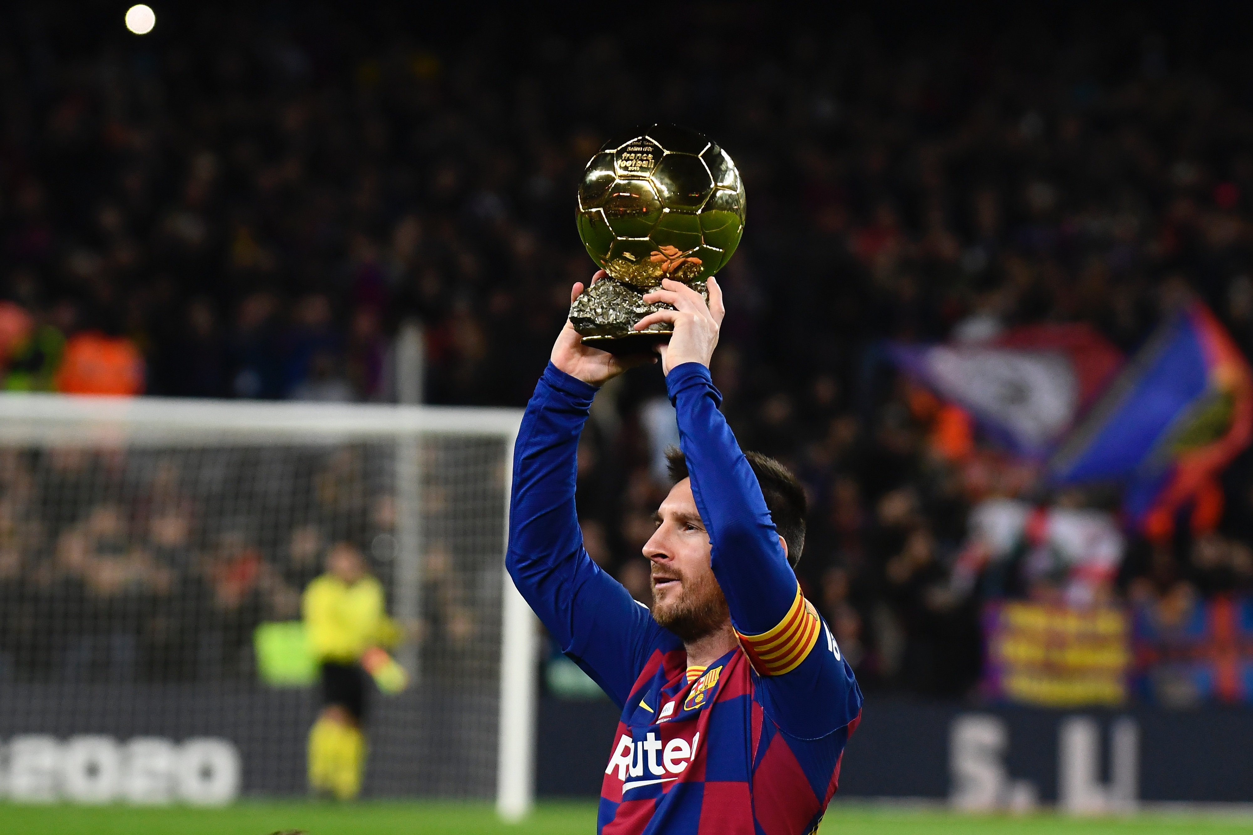 相比反复在 相比反复在